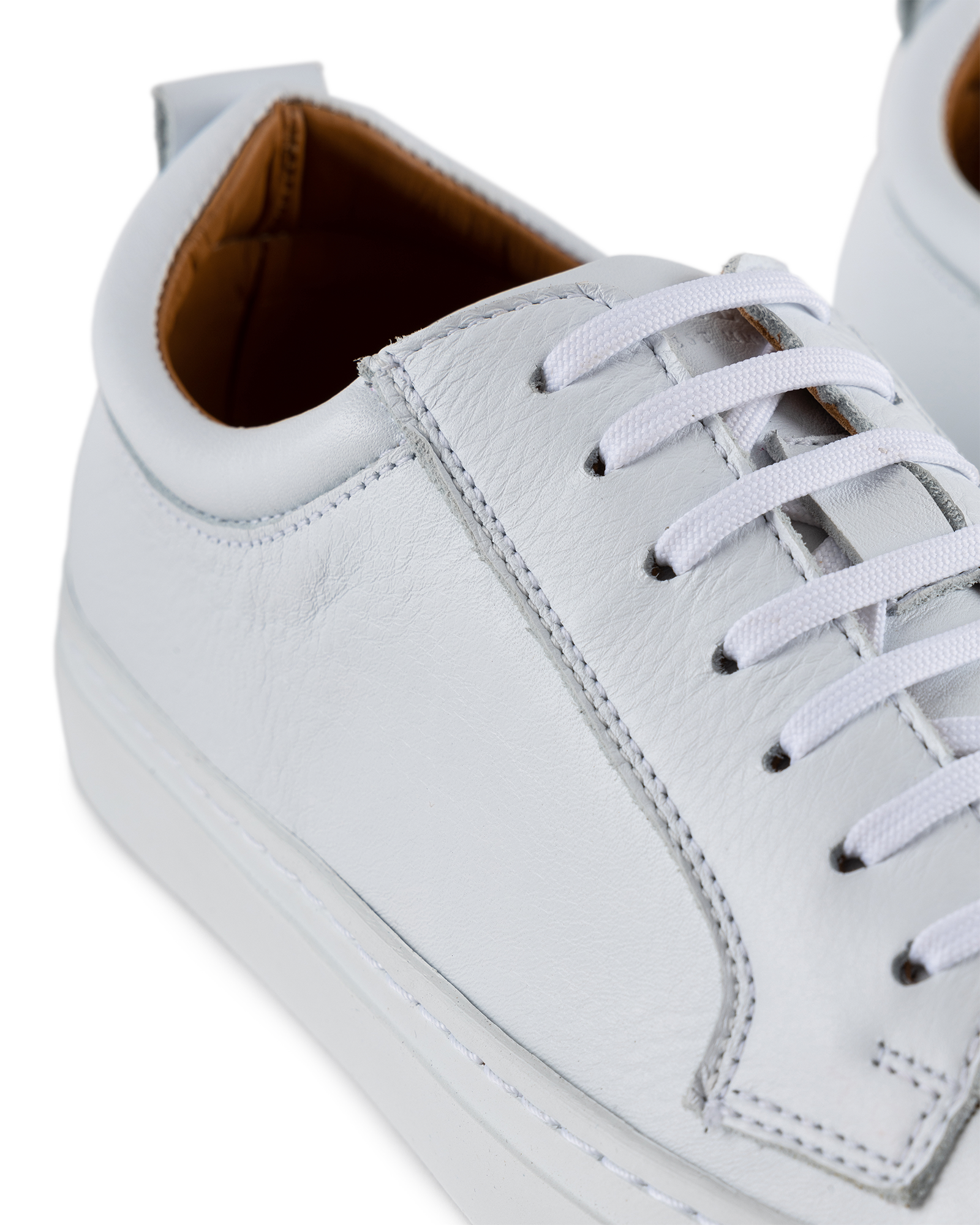 W's Luigi Leather Sneaker