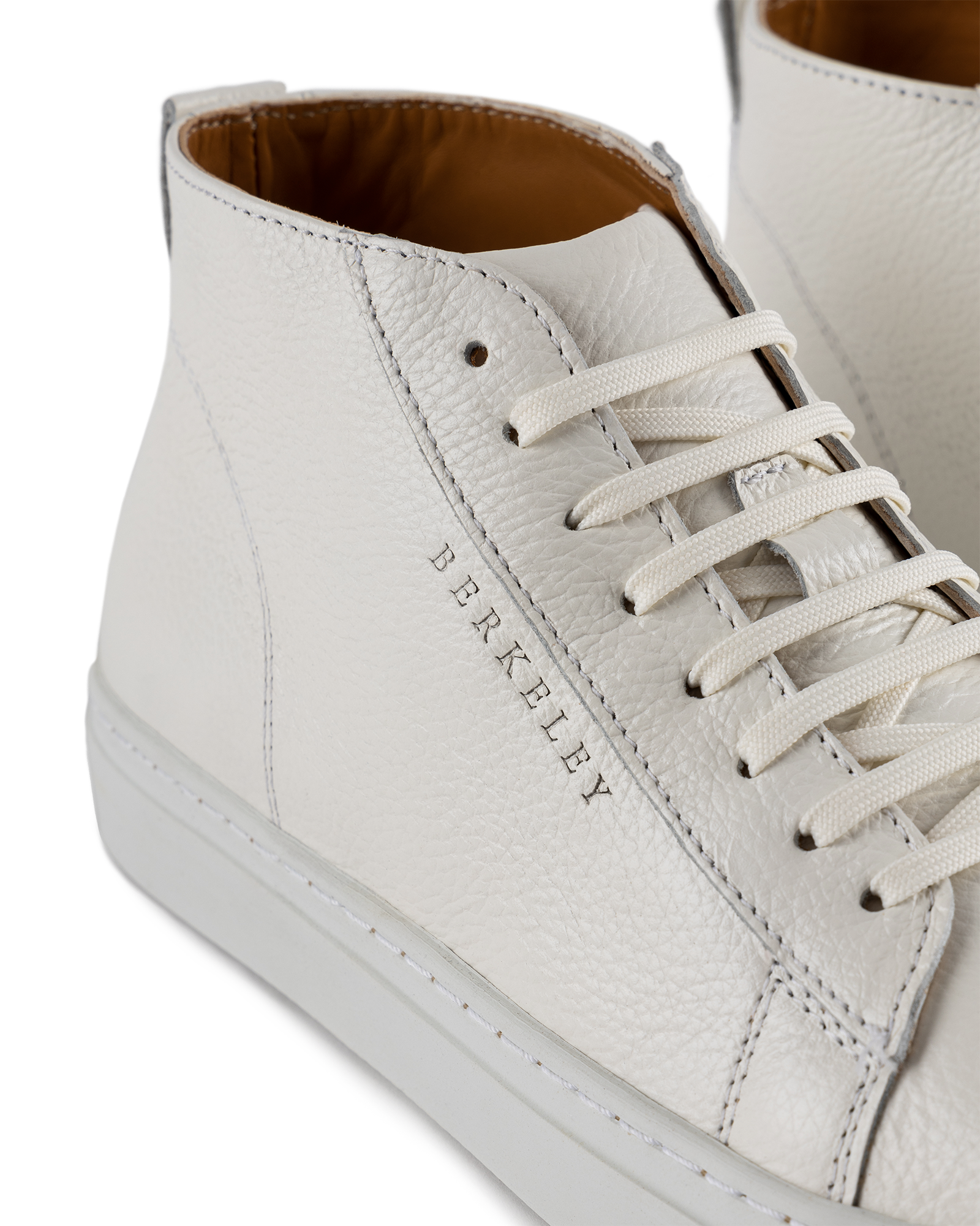 W's Luigi High Top Leather Sneaker