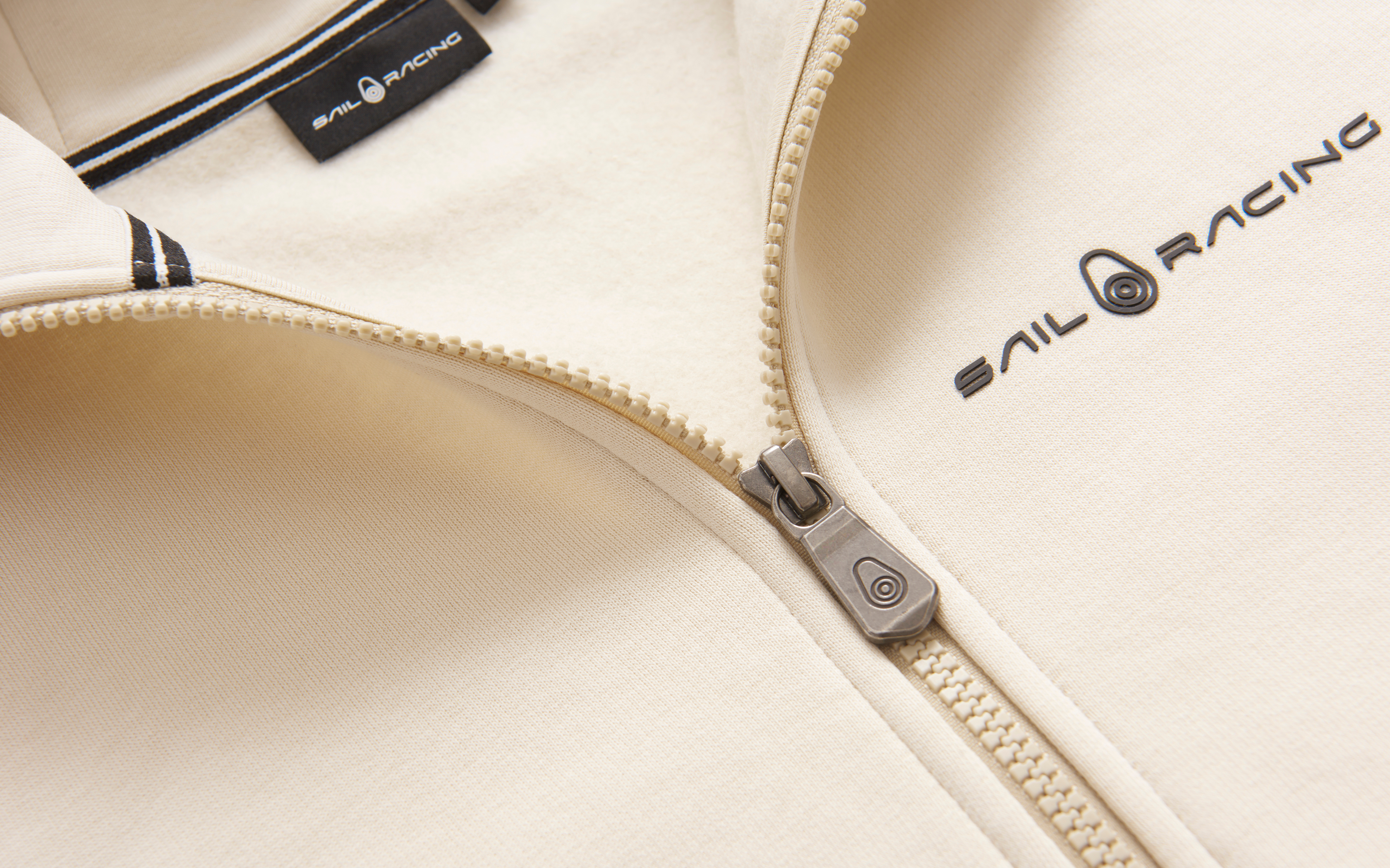 BOWMAN LOGO ZIP HOOD