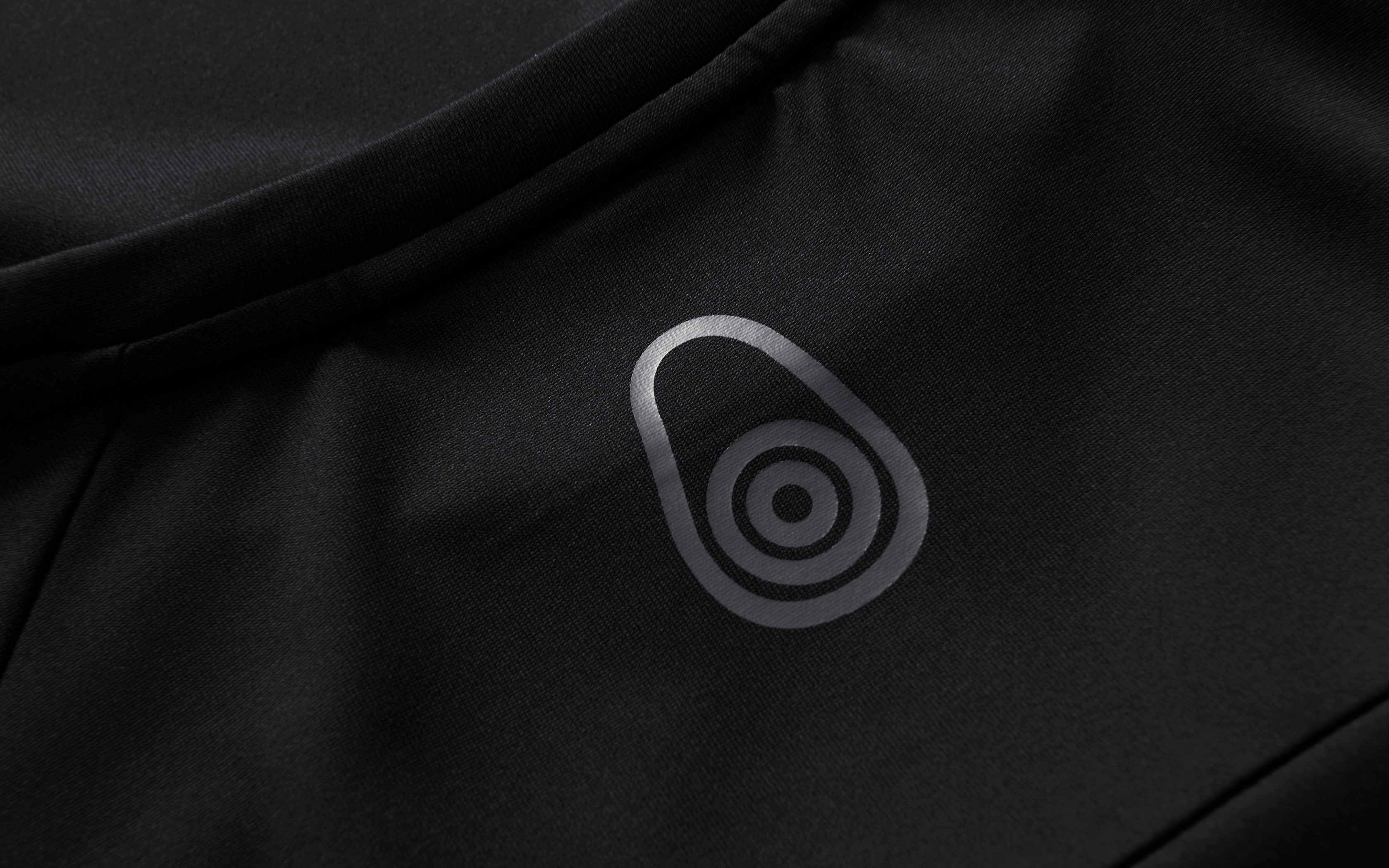 SWITZERLAND SPRAY TECHNICAL TEE